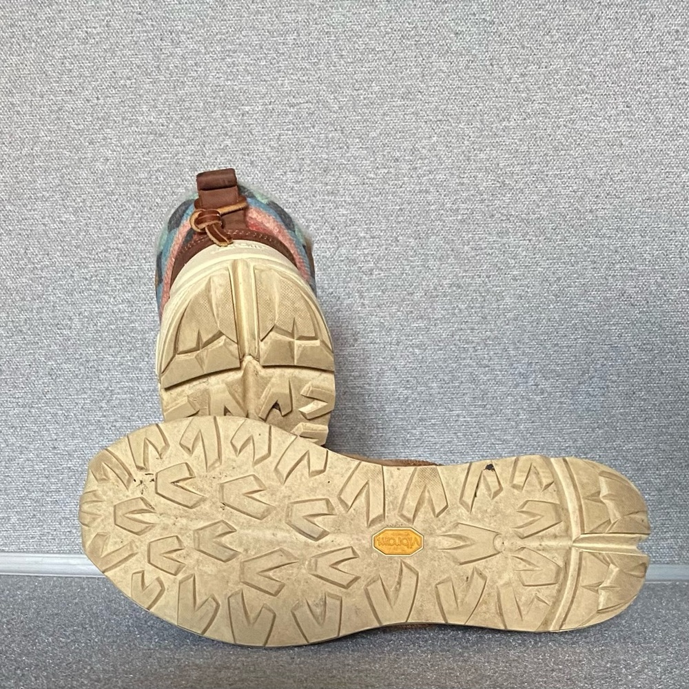 UGG Mens Boots Hiking Trainer Shoes - Picture 4 of 7